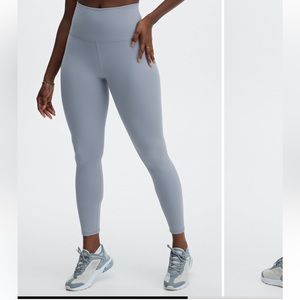 Fabletics PureLuxe high rise leggings. 7/8 length. Size Large. Color raincloud